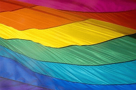24 Motivos para uma mulher ir em uma balada gay